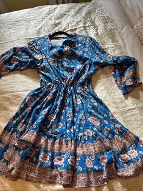 Sugarlips Blue Floral Tie-Waist Long Sleeve Dress